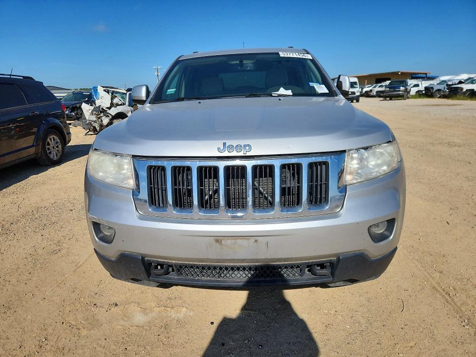 2011 Jeep Grand cherokee VIN 1J4RR4GT7BC509843 COPART salvage auction — MINOR DENT/SCRATCHES, Wa - Vehicle Cert Of Ownership-Titl (P), sold $1,500 on 2026-07-02 (photo 5)
