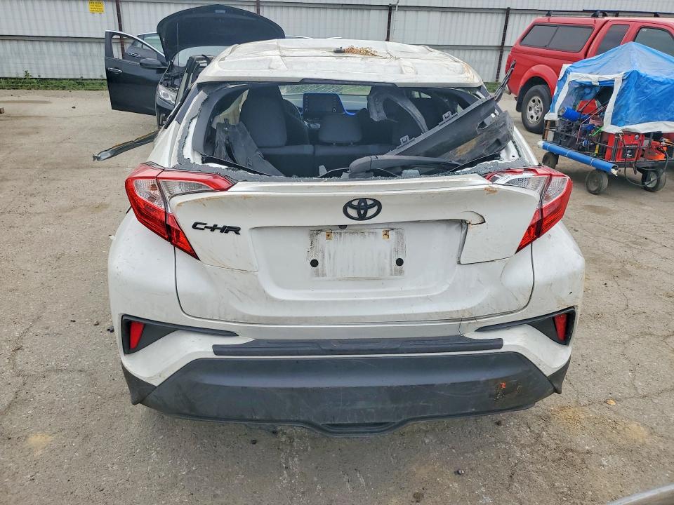 2021 Toyota C-hr VIN NMTKHMBX9MR133389 COPART salvage auction — ROLLOVER, Ca - Salvage Certificate, sold $1,450 on 2026-07-17 (photo 6)