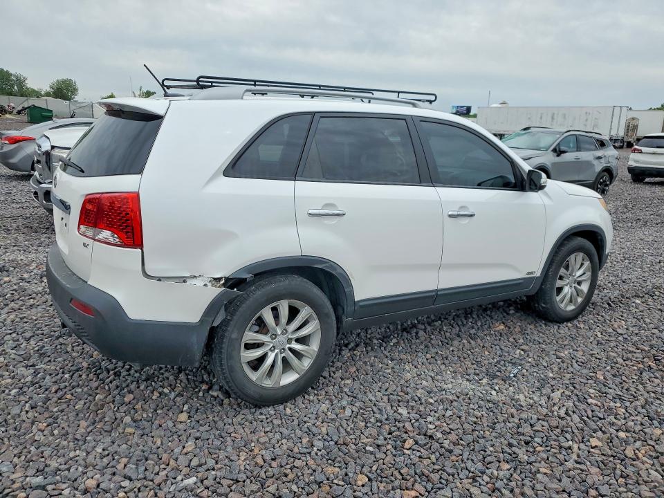 2011 Kia Sorento VIN 5XYKUDA15BG084325 COPART salvage auction — REAR END, In - Cert Of Title-Salvage Title, sold $30 on 2026-07-14 (photo 3)