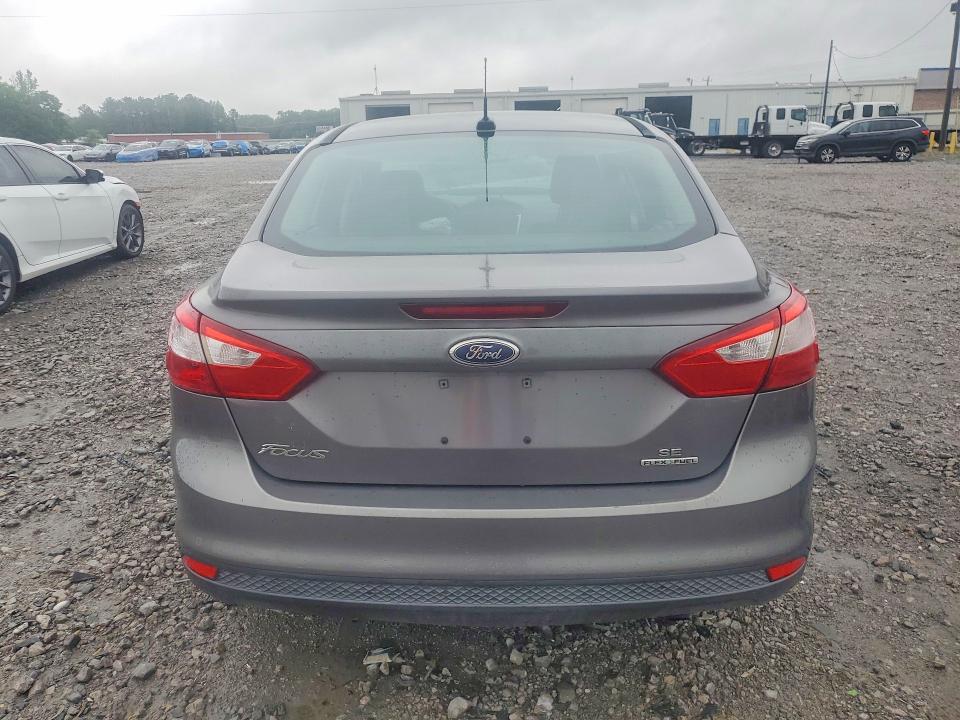 2012 Ford Focus VIN 1FAHP3F23CL384728 COPART salvage auction — FRONT END, Salvage Title, sold $250 on 2026-09-22 (photo 6)