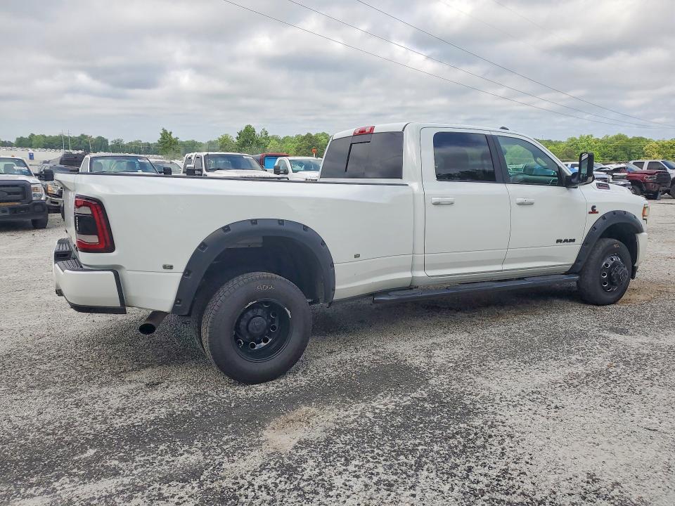 2022 Ram 3500 VIN 3C63RRJL1NG415712 COPART salvage auction — MINOR DENT/SCRATCHES, Ga - Certificate Of Title, sold $42,500 on 2026-07-02 (photo 3)
