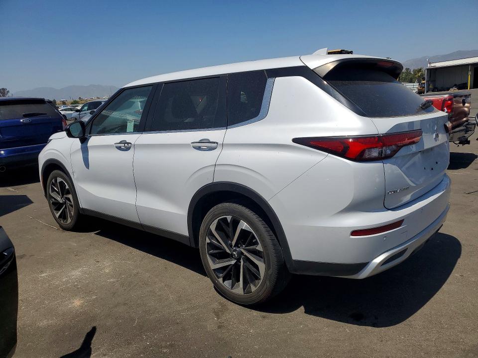 2024 Mitsubishi VIN JA4J3VA83RZ057132 COPART salvage auction — SIDE, CA - SALVAGE CERTIFICATE, sold $6,600 on 2026-07-29 (photo 2)