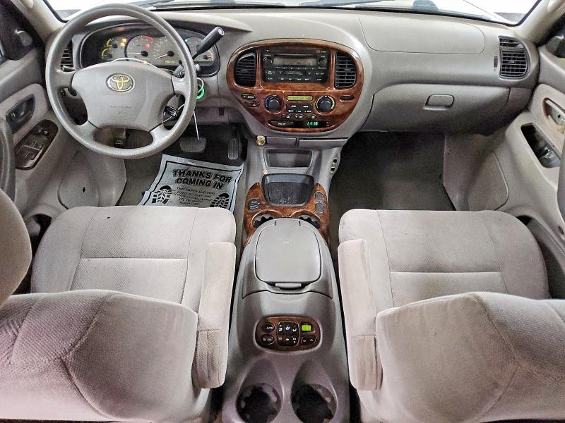 2003 Toyota Sequoia VIN 5TDZT34A03S195540 COPART salvage auction — MINOR DENT/SCRATCHES, TX - CERTIFICATE OF TITLE, sold $1,250 on 2026-07-09 (photo 8)