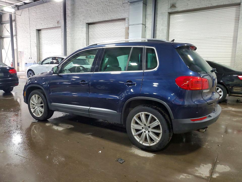 2015 Volkswagen Tiguan VIN WVGBV7AX3FW553533 COPART salvage auction — VANDALISM, Mn - Cert Of Title-Prior Salvage, sold $2,050 on 2026-08-11 (photo 2)