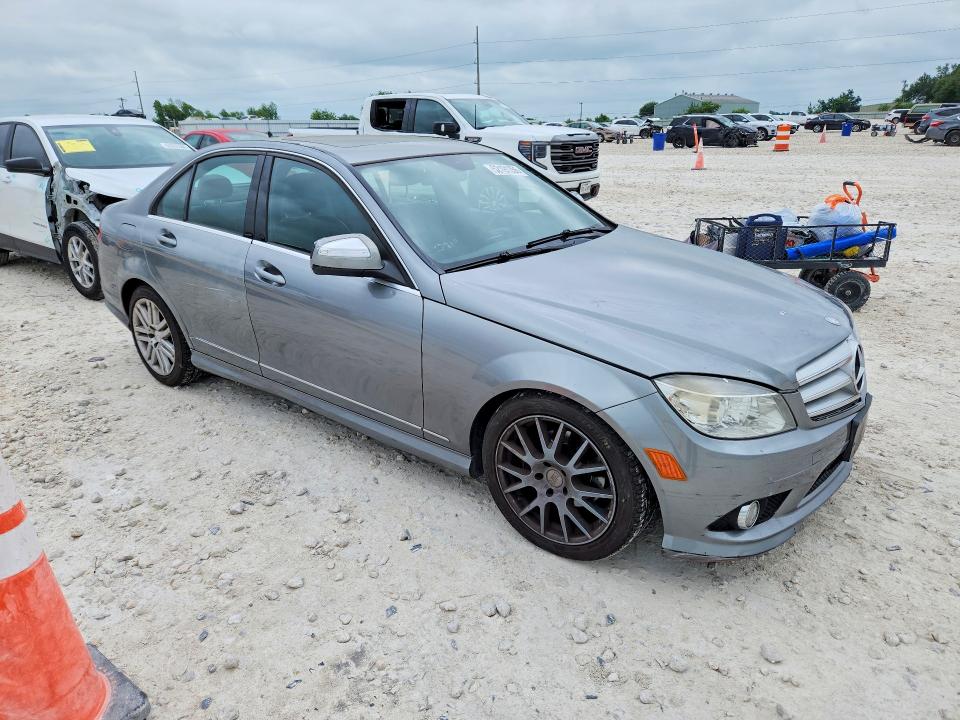 2009 Mercedes-benz C class VIN WDDGF81X99R065659 COPART salvage auction — UNDERCARRIAGE, Tx - Salvage Vehicle Title, sold $425 on 2026-07-16 (photo 4)