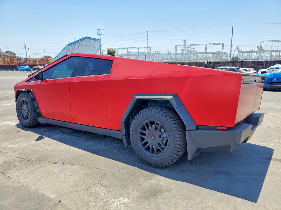 2024 Tesla Cybertruck VIN 7G2CEHED1RA049631 COPART salvage auction — FRONT END, Ca - Salvage Certificate, sold $34,250 on 2026-09-02 (photo 2)