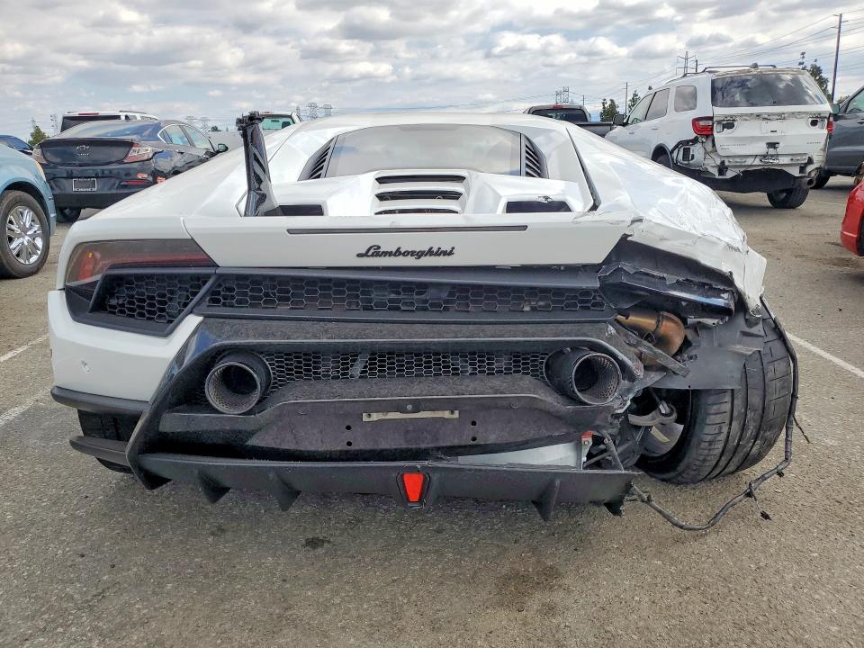 2018 Lamborghini Huracan VIN ZHWUD4ZF4JLA08259 COPART salvage auction — ALL OVER, CA - SALVAGE CERTIFICATE, sold $101,000 on 2026-07-14 (photo 6)
