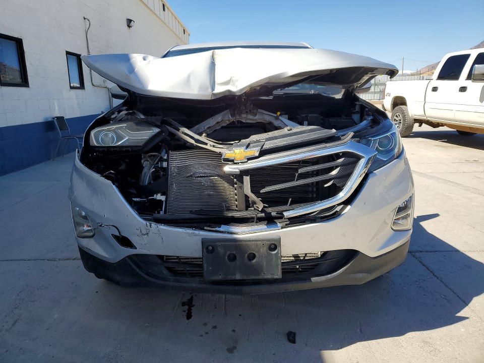 2020 Chevrolet Equinox VIN 2GNAXTEVXL6162369 COPART salvage auction — FRONT END, Ut - Salvage Certificate, sold $1,950 on 2026-07-20 (photo 5)