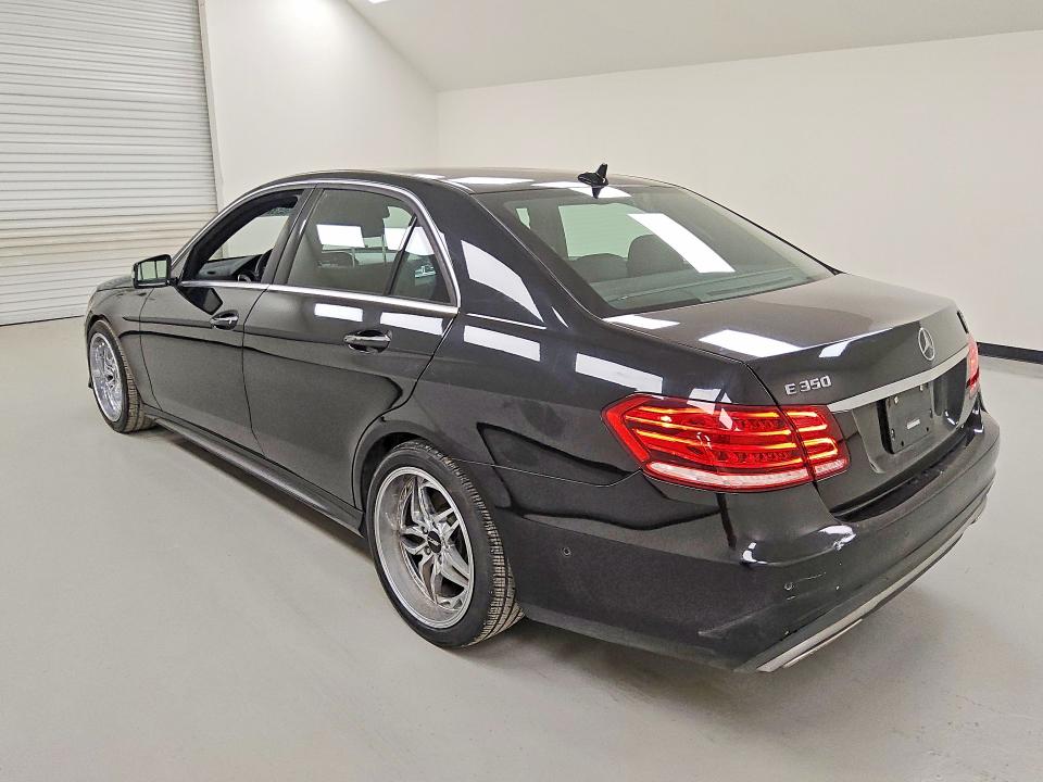 2016 Mercedes-benz E-klasse VIN WDDHF5KB5GB221577 COPART salvage auction — MINOR DENT/SCRATCHES, Tx - Certificate Of Title, sold $4,550 on 2026-07-02 (photo 2)