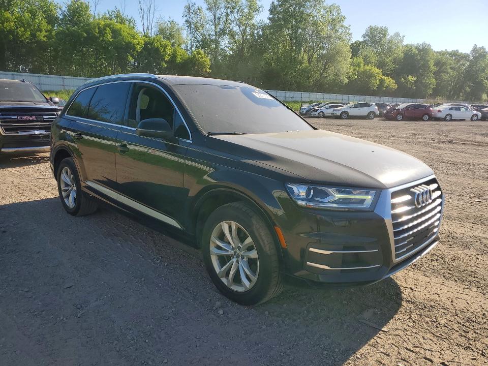 2018 Audi Q7 VIN WA1LAAF72JD022946 COPART salvage auction — MINOR DENT/SCRATCHES, Wv - Dealer Only Clean Title (P), sold $6,400 on 2026-07-29 (photo 4)