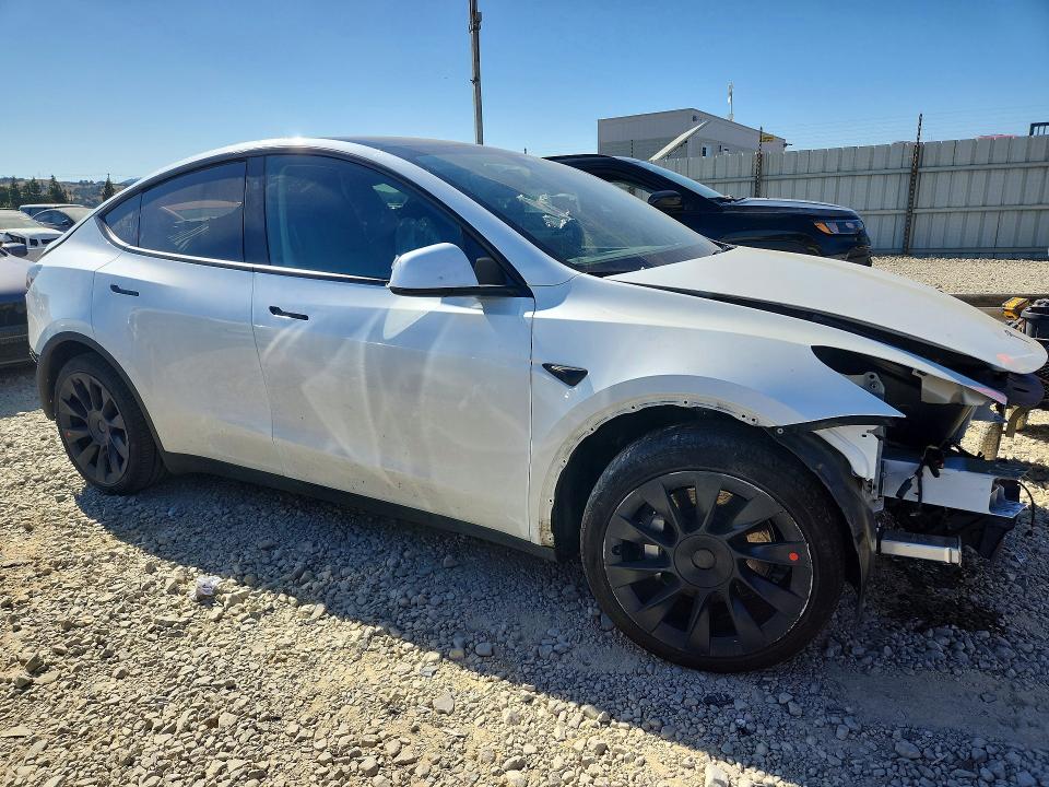 2024 Tesla VIN 7SAYGAEE2RF008613 COPART salvage auction — FRONT END, Ca - Salvage Certificate, sold $12,200 on 2026-07-16 (photo 4)
