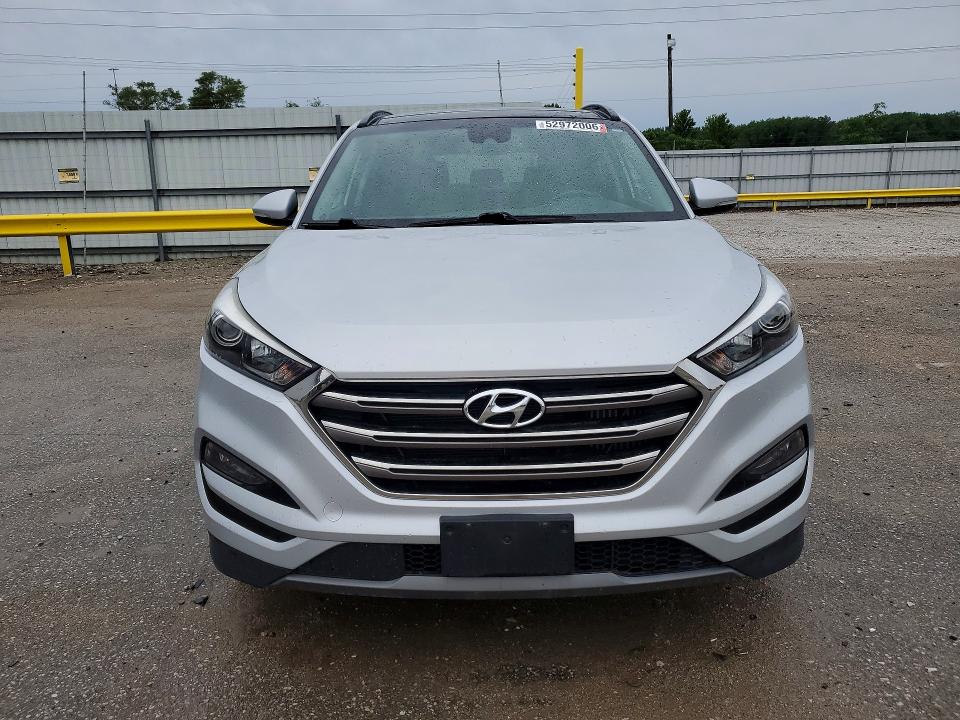 2016 Hyundai Tucson VIN KM8J3CA2XGU088437 COPART salvage auction — HAIL, Ia - Cert Of Title-Salvage Title, sold $5,600 on 2026-07-24 (photo 5)
