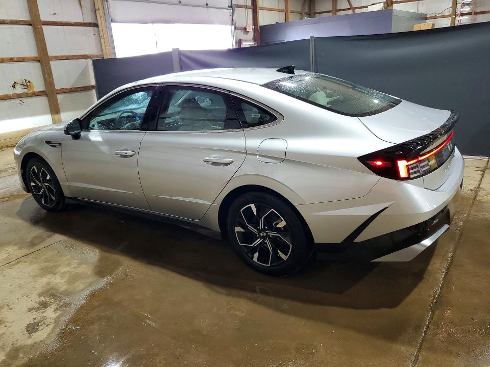 2025 Hyundai Sonata VIN KMHL64JAXSA462956 COPART salvage auction — FRONT END, FL - CERT OF TITLE SLVG REBUILDABLE, sold $8,300 on 2026-07-22 (photo 2)