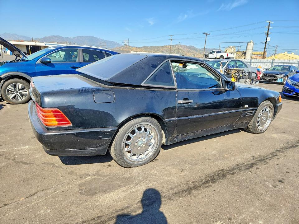1991 Mercedes-benz Sl-klasse VIN WDBFA66E2MF018840 COPART salvage auction — FRONT END, Ca - Dis/Dlr/Exp Only Clean Title, sold $2,050 on 2026-07-06 (photo 3)
