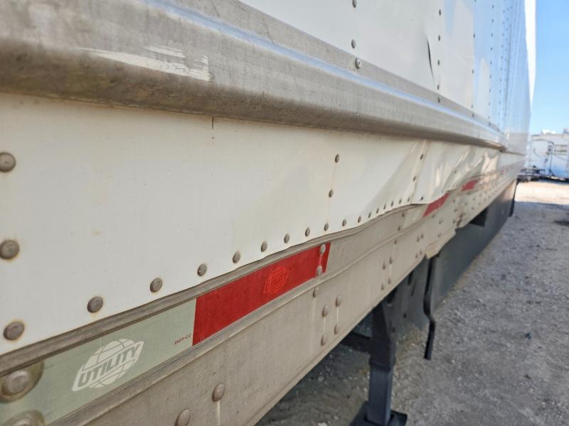 2016 Utility trailer mfg VIN 1UYVS2533GM603639 COPART salvage auction — SIDE, OK - CERTIFICATE OF TITLE (P), sold $4,700 on 2026-09-22 (photo 9)