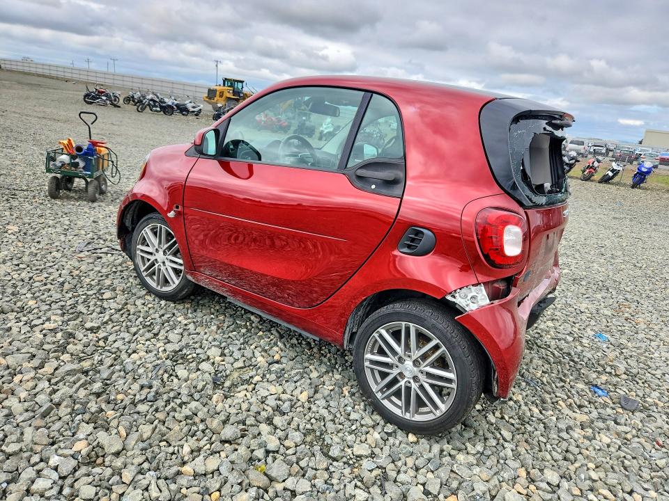 2019 Smart VIN WMEFJ9BA3KK398864 COPART salvage auction — REAR END, Ca - Salvage Certificate, sold $1,300 on 2026-07-02 (photo 2)
