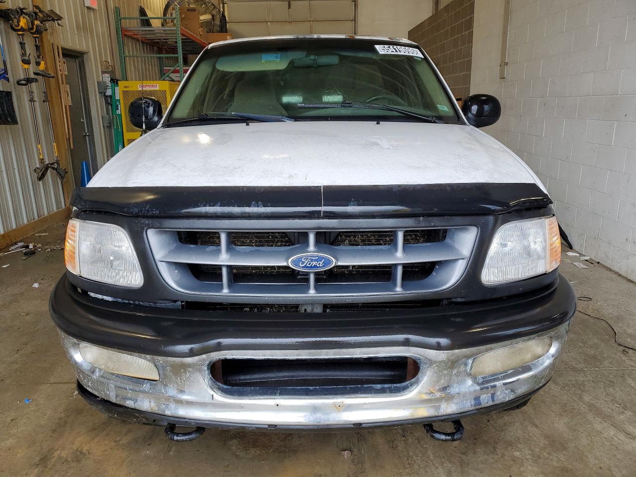 1998 Ford F-150 Lightning VIN 1FTZX18W3WKB45547 COPART salvage auction — Minor Dent/Scratches, VA - CERTIFICATE OF TITLE, sold $175 on 2026-07-09 (photo 5)