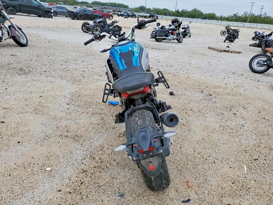 2023 Cf moto 700 cl-x VIN LCEPEWL14P6002591 COPART salvage auction — ALL OVER, TX - SALVAGE VEHICLE TITLE (P), sold $325 on 2026-09-17 (photo 4)