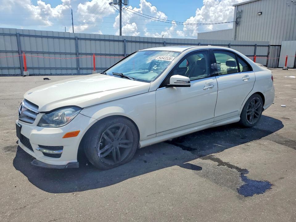 2012 Mercedes-benz VIN WDDGF8BBXCR239684 COPART salvage auction — FRONT END, FL - CERT OF TITLE SLVG REBUILDABLE, sold $15 on 2026-08-05 (photo 1)