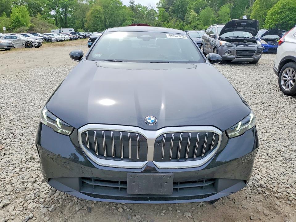 2024 BMW 5er VIN WBA53FJ05RCP81282 COPART salvage auction — MINOR DENT/SCRATCHES, Ma - Cert Of Title-Salvage, sold $31,500 on 2026-07-08 (photo 5)