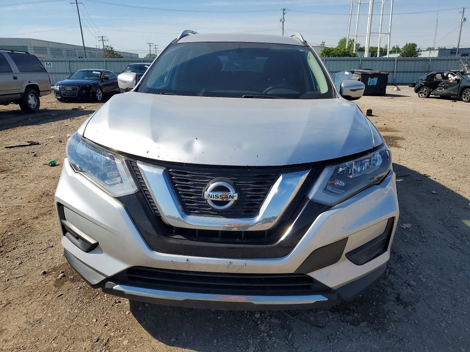 2017 Nissan Rogue VIN JN8AT2MT1HW141409 COPART salvage auction — REAR END, Il - Salvage Certificate, sold $950 on 2026-07-17 (photo 5)