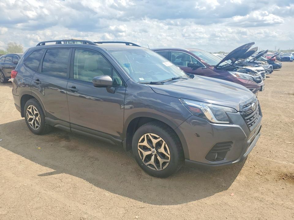 2022 Subaru Forester VIN JF2SKAEC9NH517318 COPART salvage auction — REAR END, Il - Certificate Of Title, sold $1,100 on 2026-07-21 (photo 4)