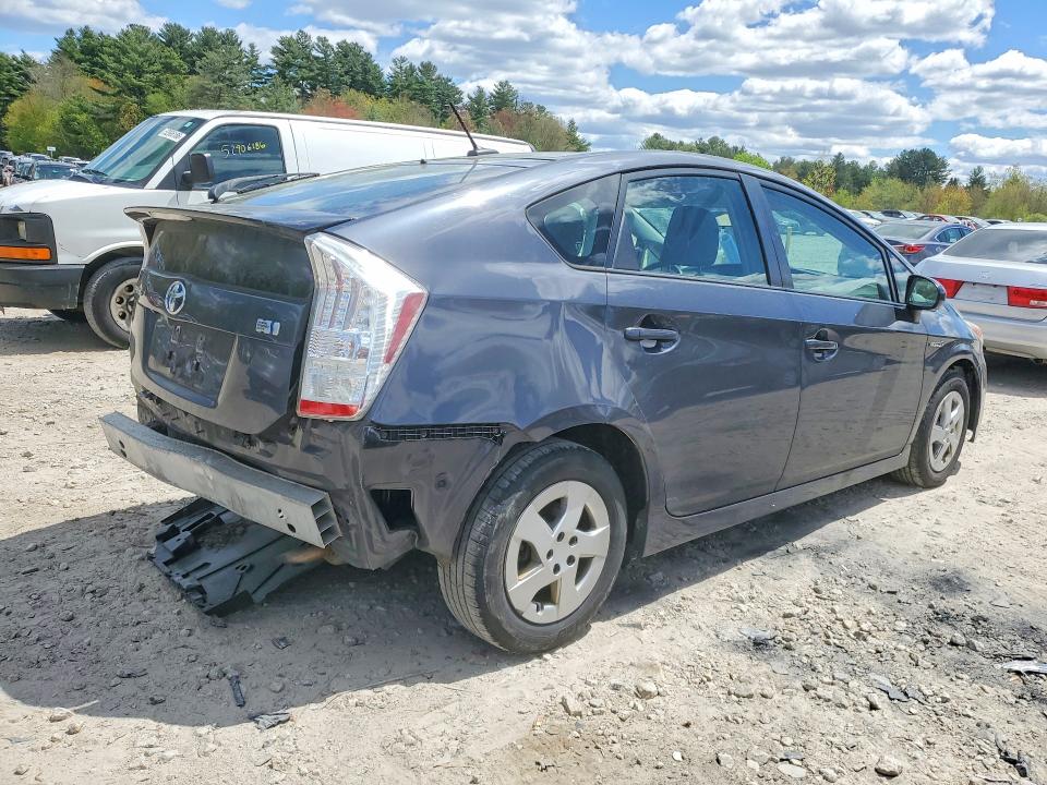2011 Toyota Prius VIN JTDKN3DU3B5302283 COPART salvage auction — REAR END, Ma - Cert Of Title-Reconstrctd Coll, sold $1,000 on 2026-07-09 (photo 3)