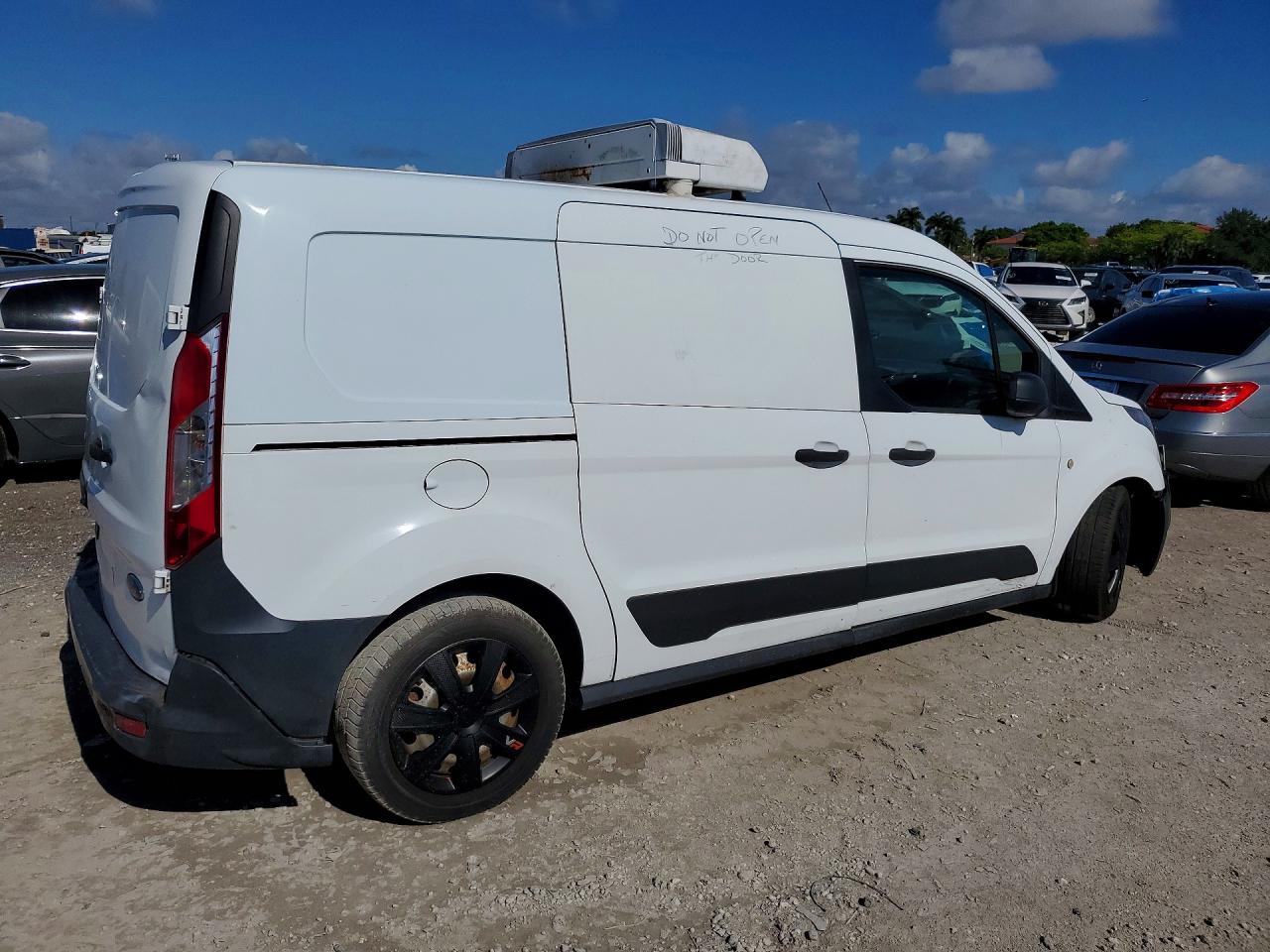 2017 Ford Transit Connect VIN NM0LS7E7XH1310259 COPART salvage auction — Minor Dent/Scratches, FL - CERTIFICATE OF TITLE, sold $7,800 on 2026-06-30 (photo 3)