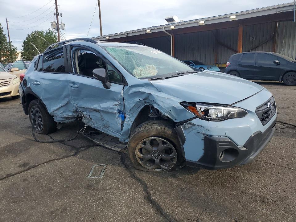 2023 Subaru Xv VIN JF2GTHSC3PH270817 COPART salvage auction — SIDE, Co - Public - Salvage Title, sold $4,050 on 2026-07-16 (photo 4)