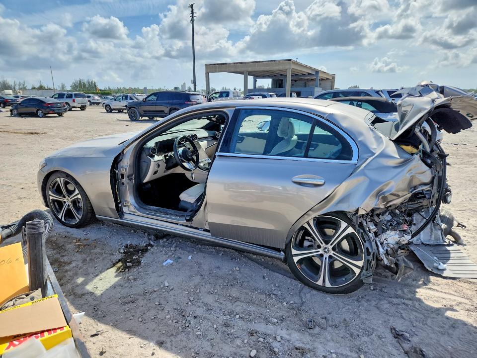 2024 Mercedes-benz C-klasse VIN W1KAF4GB1RR234406 COPART salvage auction — REAR END, Fl - Certificate Of Destruction, sold $4,100 on 2026-07-30 (photo 2)