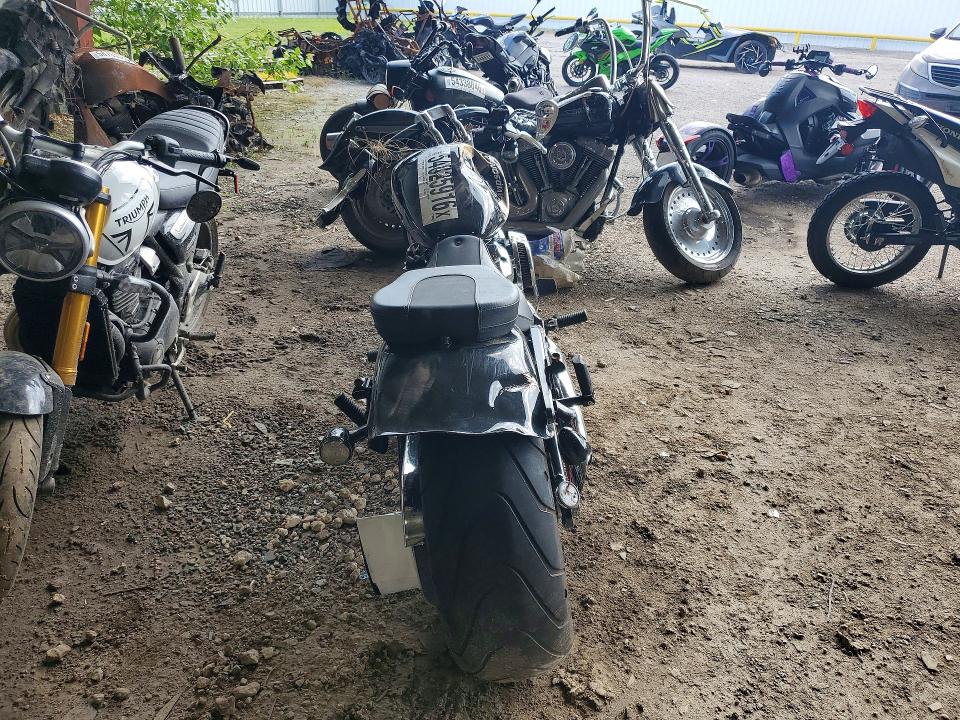 2019 Harley-davidson Breakout VIN 1HD1YHK23KB029332 COPART salvage auction — SIDE, TX - SALVAGE VEHICLE TITLE, sold $6,700 on 2026-07-02 (photo 4)
