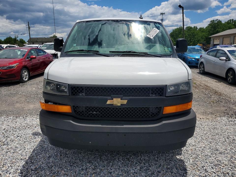 2021 Chevrolet Express 2500 VIN 1GCWGAF72M1188729 COPART salvage auction — NORMAL WEAR, PA - CERT OF TITLE, sold $4,500 on 2026-07-09 (photo 5)