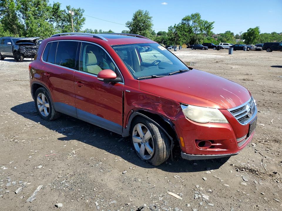 2010 Volkswagen Tiguan VIN WVGAV7AX0AW001721 COPART salvage auction — FRONT END, Md - Cert Of Salvage > 75% Damage, sold $275 on 2026-07-23 (photo 4)