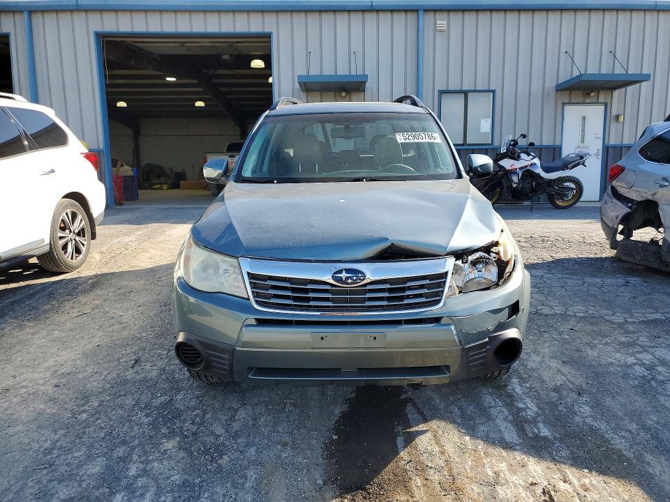 2010 Subaru Forester VIN JF2SH6CCXAH762900 COPART salvage auction — FRONT END, Md - Cert Of Salvage < 75% Damage, sold $375 on 2026-07-03 (photo 5)