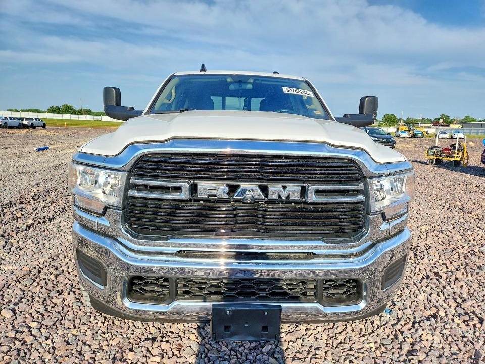 2020 Ram 3500 VIN 3C63R3GL4LG113820 COPART salvage auction — ENGINE BURN, Mo - Salvage Certificate Of Title, sold $16,000 on 2026-07-29 (photo 5)