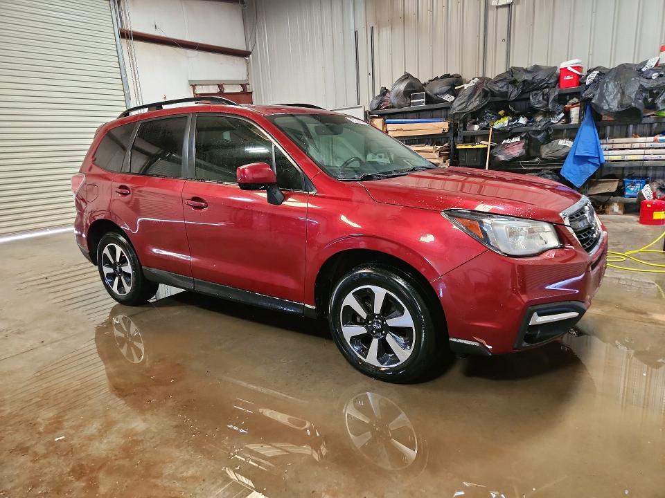 2018 Subaru Forester VIN JF2SJAEC4JH422159 COPART salvage auction — MINOR DENT/SCRATCHES, Wv - Certificate Of Title, sold $8,800 on 2026-07-07 (photo 4)