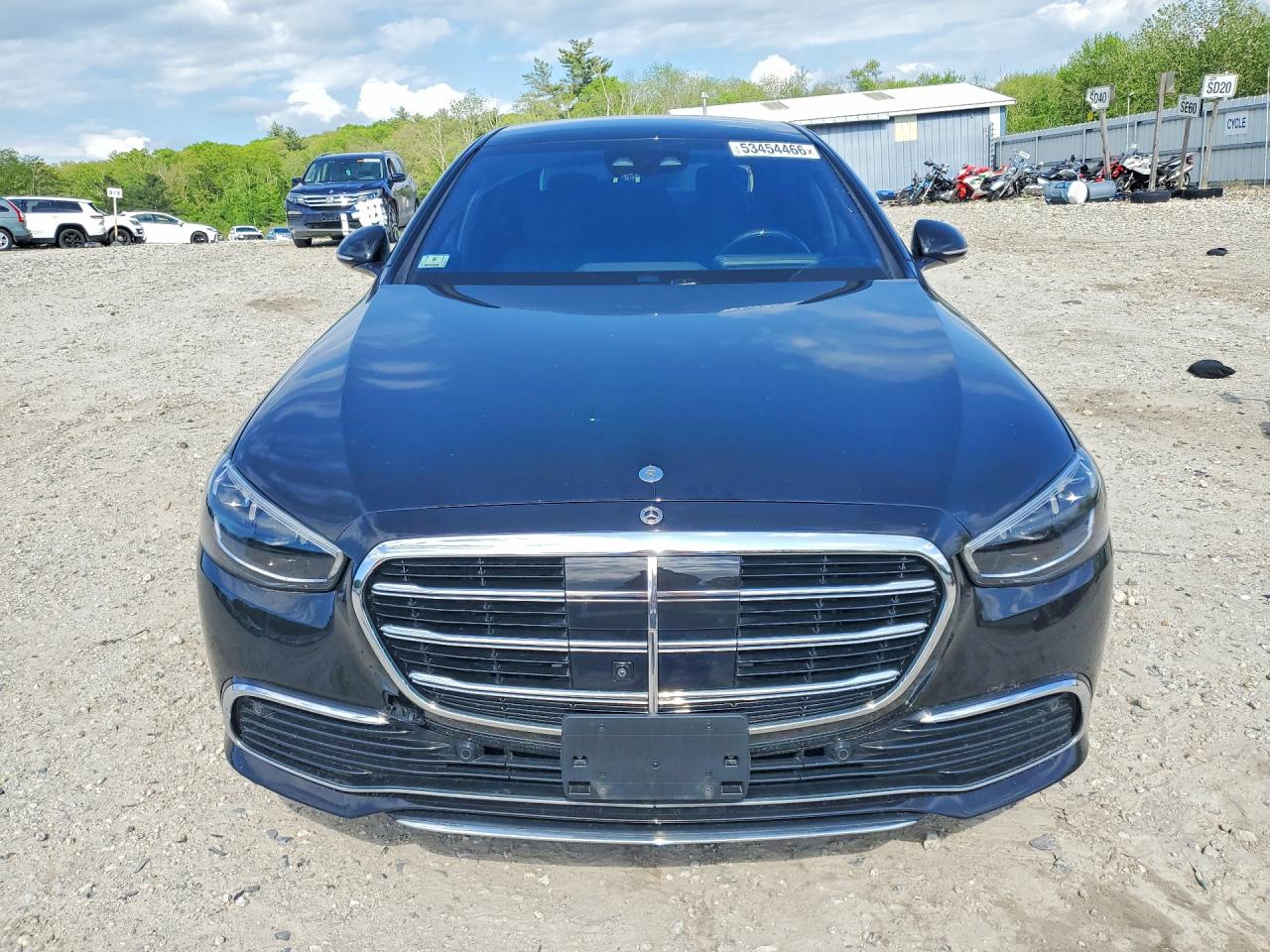 2022 Mercedes-Benz S-klasse VIN W1K6G6DB9NA091295 COPART salvage auction — Side, St - Salvage Title, sold $34,500 on 2026-07-08 (photo 5)
