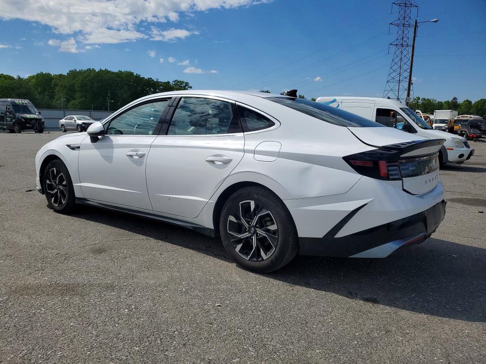 2025 Hyundai Sonata VIN KMHL64JA8SA447808 COPART salvage auction — REAR END, FL - CERTIFICATE OF DESTRUCTION, sold $8,300 on 2026-07-13 (photo 2)