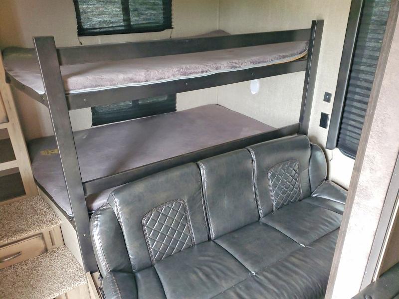 2020 Grand design Transcend VIN 573TT3323L8803533 COPART salvage auction — HAIL, IN - CERT OF TITLE-SALVAGE TITLE, sold $7,000 on 2026-08-06 (photo 9)