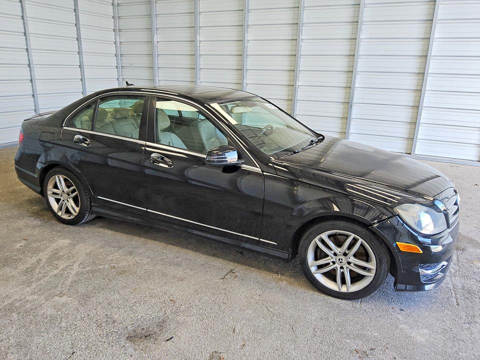 2014 Mercedes-benz C class VIN WDDGF8AB7ER308920 COPART salvage auction — MECHANICAL, FL - CERTIFICATE OF TITLE, sold $125 on 2026-07-23 (photo 4)