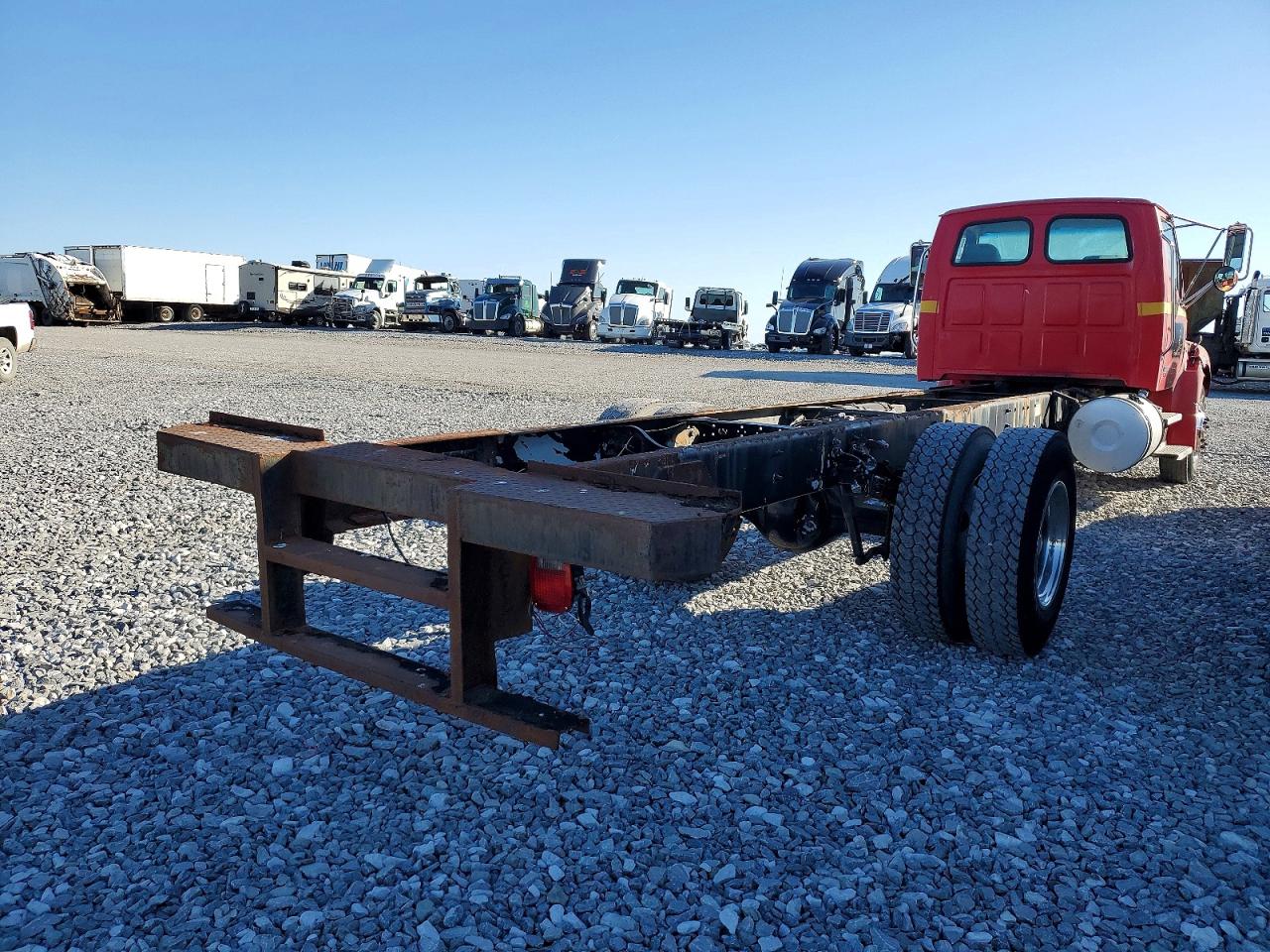2006 Sterling truck Acterra VIN 2FZACGCS66AN72319 COPART salvage auction — Normal Wear, IN - CERTIFICATE OF TITLE, sold $275 on 2026-09-11 (photo 4)