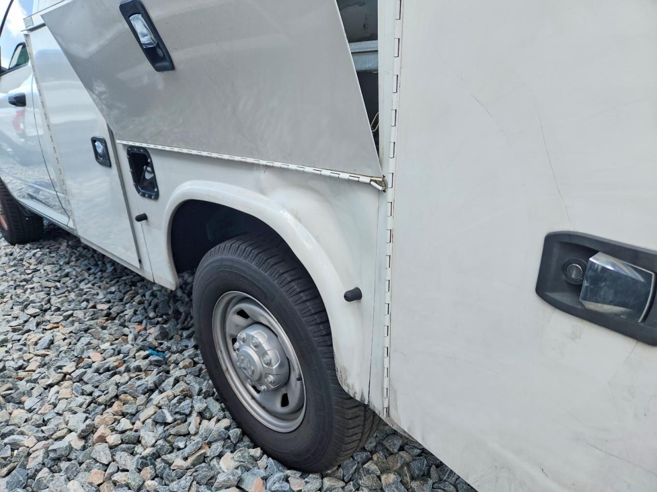 2023 Ram 2500 VIN 3C6MR4AJ6PG555800 COPART salvage auction — Rear End, FL - CERT OF TITLE SLVG REBUILDABLE, sold $8,400 on 2026-07-09 (photo 9)