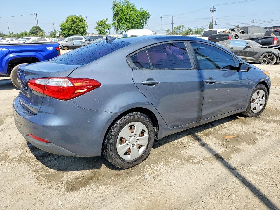 2016 Kia VIN KNAFK4A65G5609240 COPART salvage auction — SIDE, CA - SALVAGE CERTIFICATE, sold $675 on 2026-07-02 (photo 3)