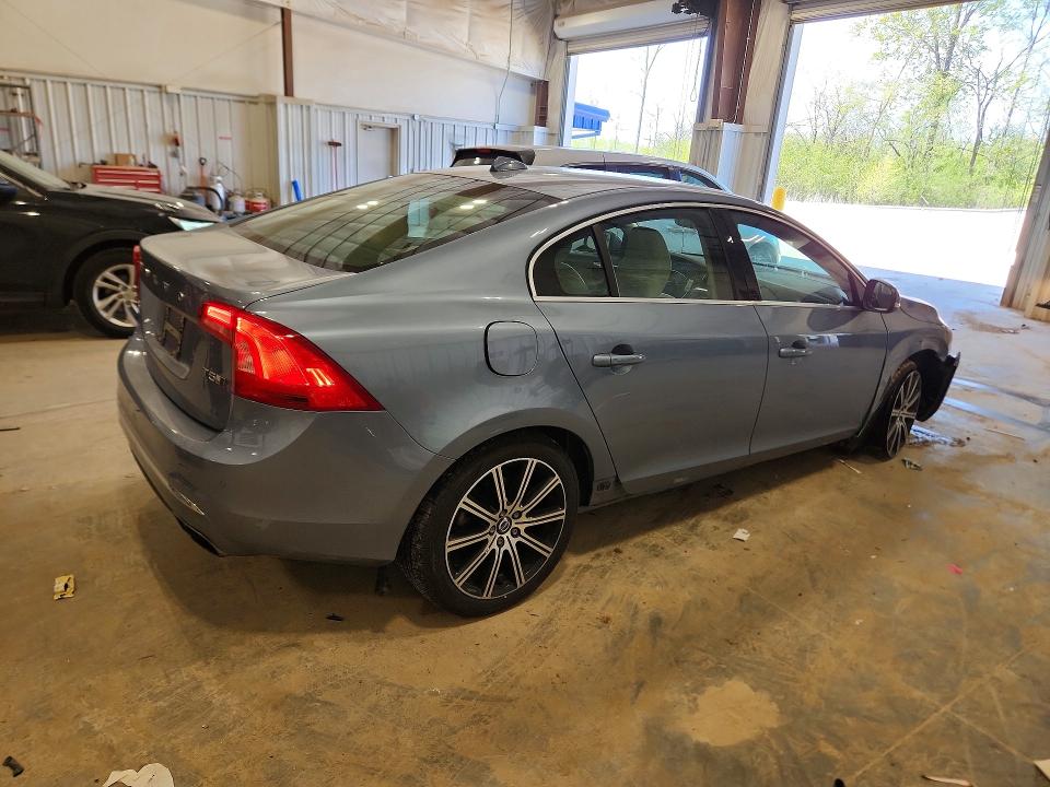 2018 Volvo VIN LYV402TK7JB173030 COPART salvage auction — FRONT END, Wi - Certificate Of Title, sold $2,500 on 2026-07-08 (photo 3)