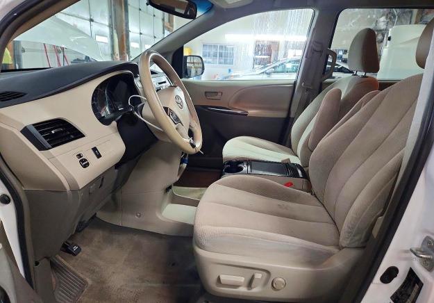 2014 Toyota Sienna VIN 5TDKK3DC3ES504300 COPART salvage auction — FRONT END, Il - Salvage Certificate, sold $4,000 on 2026-07-20 (photo 7)