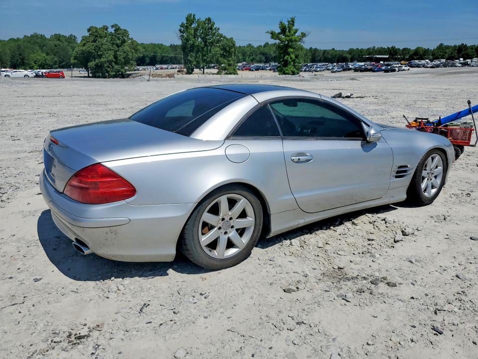 2004 Mercedes-benz Sl-class VIN WDBSK75F13F049703 COPART salvage auction — MINOR DENT/SCRATCHES, GA - BILL OF SALE - PARTS ONLY, sold $925 on 2026-08-17 (photo 3)
