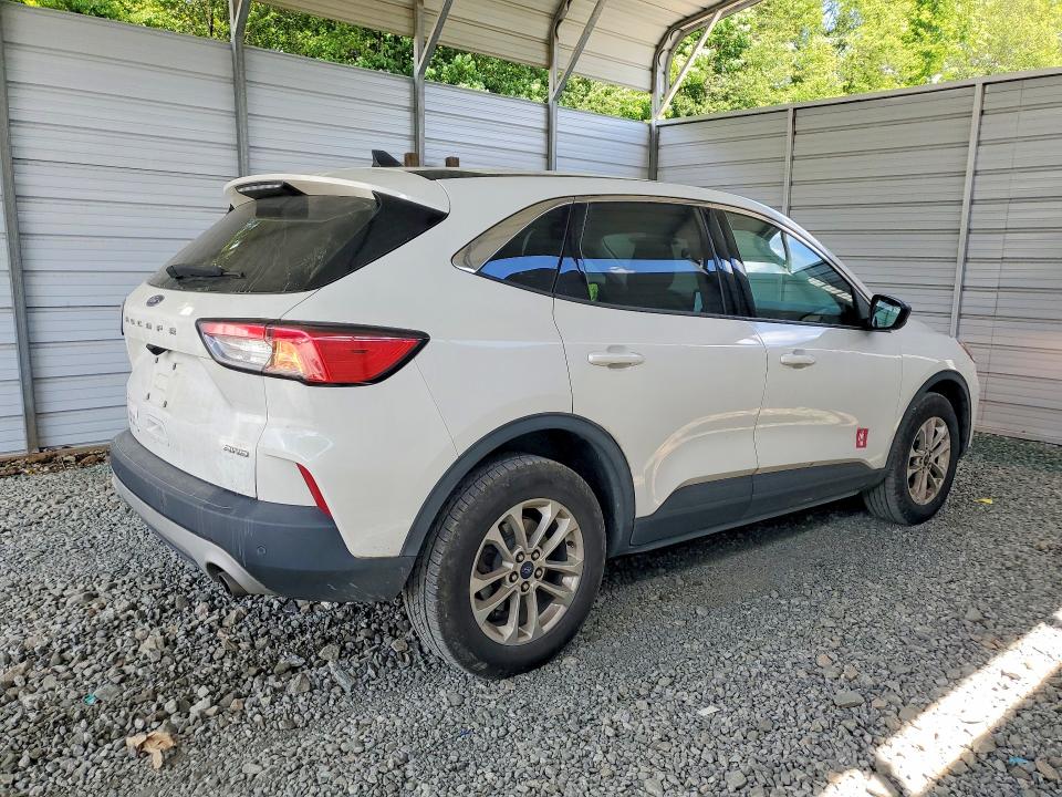 2022 Ford Escape VIN 1FMCU9G67NUA61230 COPART salvage auction — FRONT END, SC - CERTIFICATE OF TITLE, sold $2,750 on 2026-07-09 (photo 3)