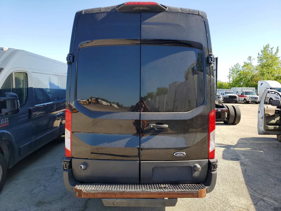 2018 Ford Transit VIN 1FTYR3XV9JKB09087 COPART salvage auction — MINOR DENT/SCRATCHES, Il - Certificate Of Title (P), sold $13,900 on 2026-07-09 (photo 6)