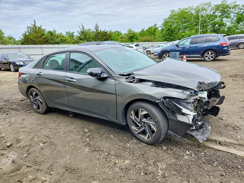 2025 Hyundai Elantra VIN KMHLM4DG2SU992908 COPART salvage auction — FRONT END, Id - Salvage Certificate Of Title, sold $3,400 on 2026-07-27 (photo 4)