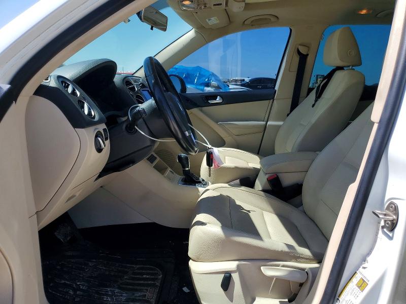 2015 Volkswagen Tiguan VIN WVGAV7AX8FW604603 COPART salvage auction — NORMAL WEAR, Tx - Salvage Vehicle Title, sold $150 on 2026-08-13 (photo 7)